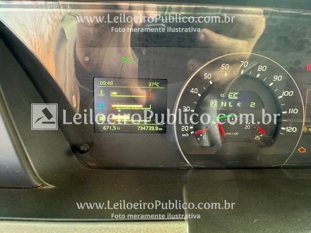 Veículo VOLVO FH Caminhão Volvo FH 540 6X4T 2020 Diesel 2020 em leilão