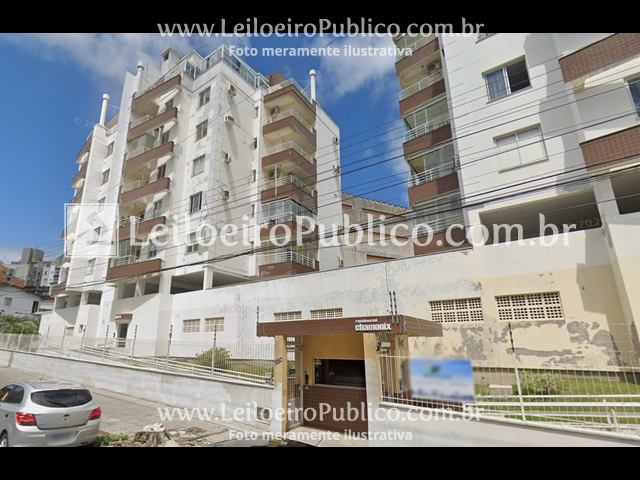 FLORIANÓPOLIS (SC): APTO. COM VAGAS DE GARAGEM, localizado em Florianópolis - SC, bairro Subdistrito do Estreito