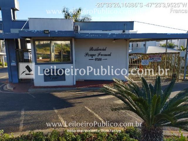 Franca (sp): apto, 101,02m2