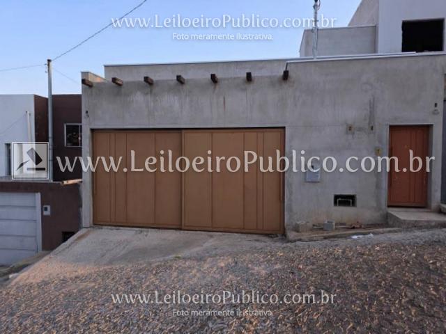 Pitangui (mg): casa