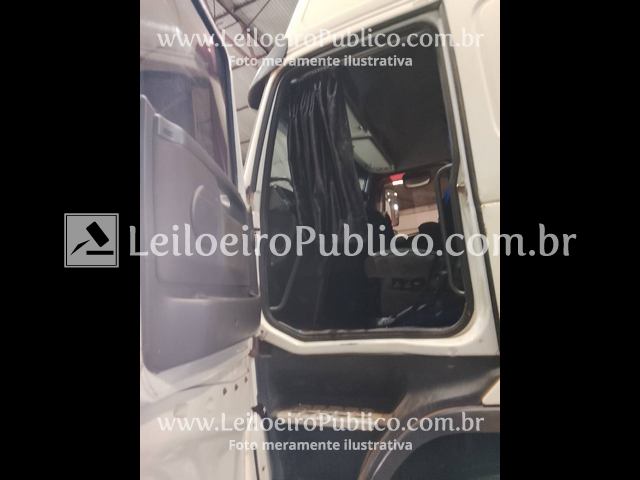 CAMINHÃO TRATOR VOLVO/FH 440 6X2T, ANO 2011 — foto 17 de 20